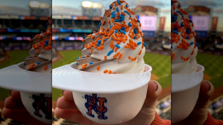 Mets ice cream batting helmet cup