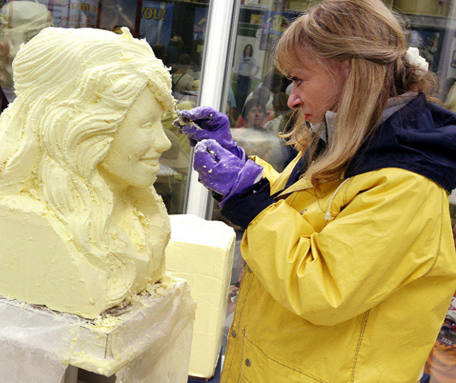 Modern Farmer Digs Into The Cutthroat World Of Professional Butter Sculpting