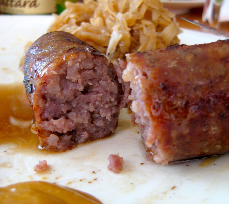 More Sausage Love: Brats Mit Kraut