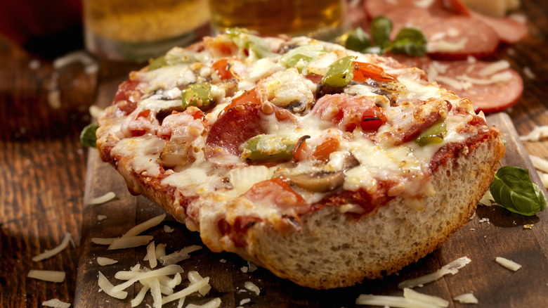 French bread pizza with toppings