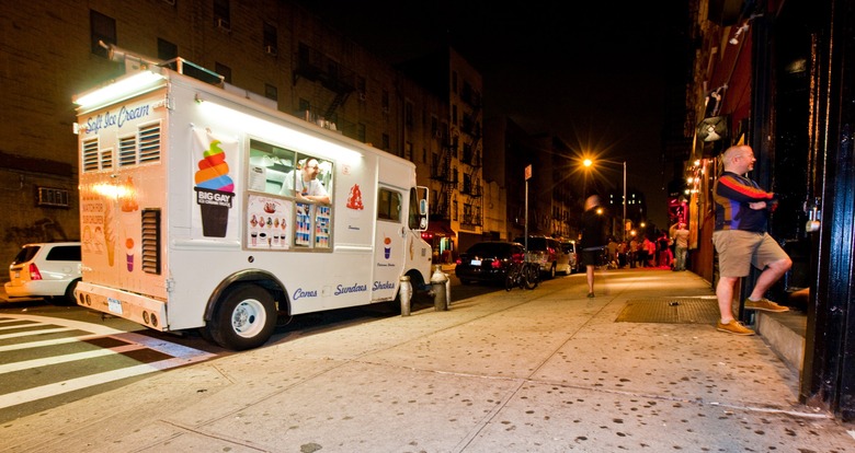 The_Big_Gay_Ice_Cream_Truck_at_night