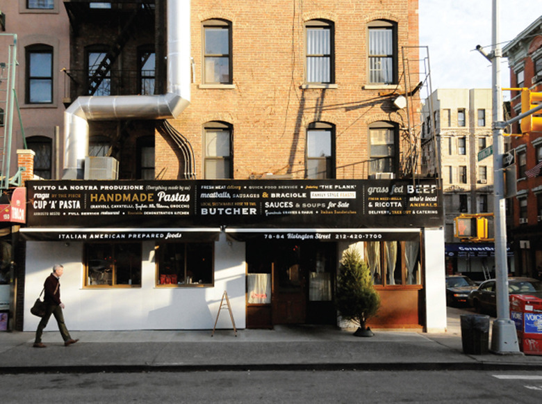 New York City: A Designer Gives Sauce Restaurant A Visual Identity