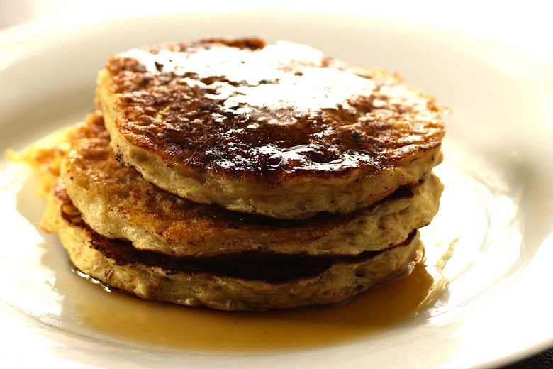 Oatmeal Raisin Pancakes Recipe