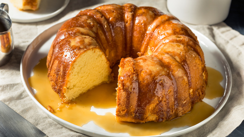 sponge cake on a plate