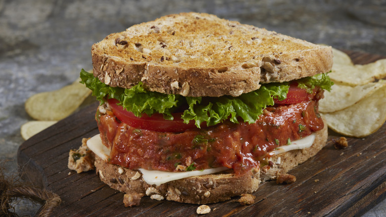 Meatloaf sandwich