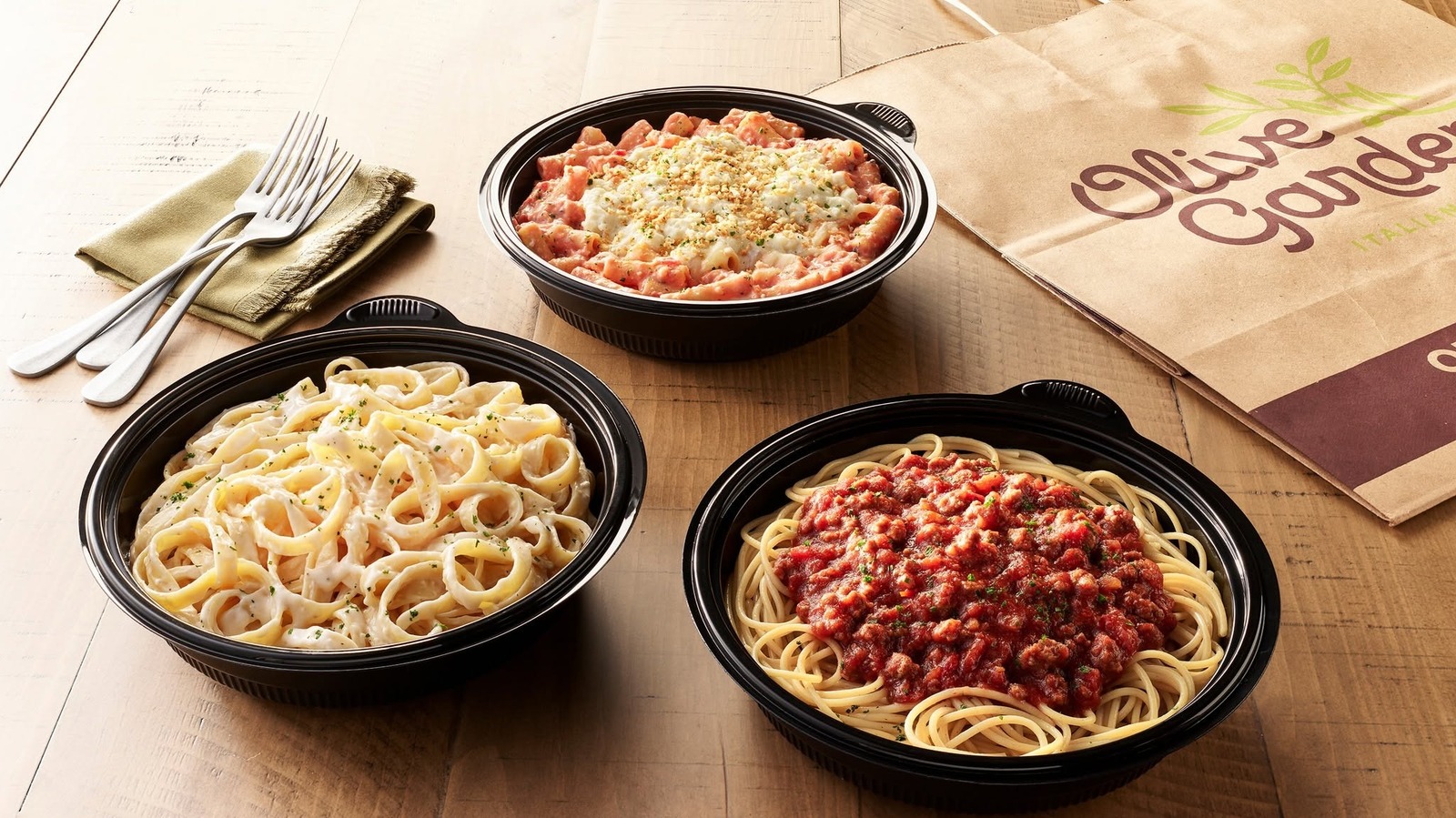 <a href="https://www.foodrepublic.com/2221502/olive-garden-pasta-not-al-dente-customers/" target="_blank">Olive Garden Customers Have A Major Gripe With The Chain’s Pasta</a>