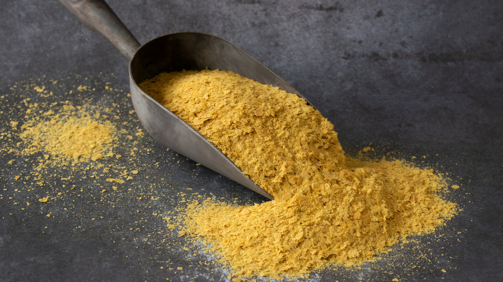 <a href="https://www.foodrepublic.com/1743668/best-tip-cooking-with-nutritional-yeast/" target="_blank">One Important Tip To Keep In Mind When Using Nutritional Yeast</a>
