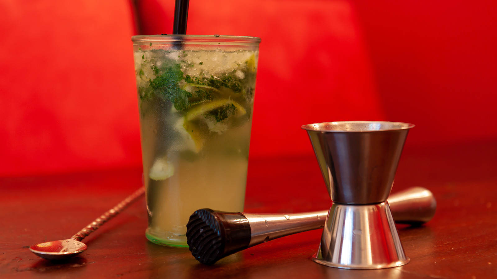 Plot Twist – You Don't Need A Muddler For Your Home Bar