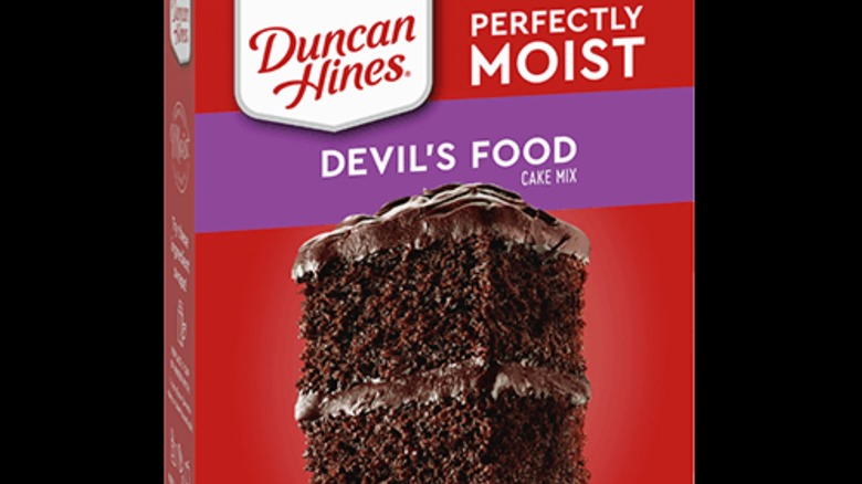 Duncan Hines Perfectly Moist Devil's Food Cake Mix
