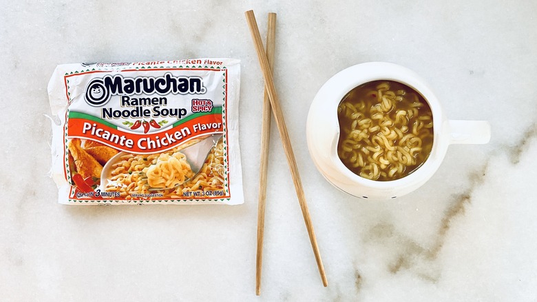 Maruchan ramen picante chicken flavor