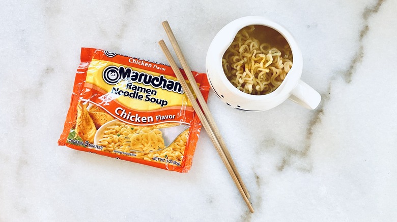 Maruchan ramen chicken flavor
