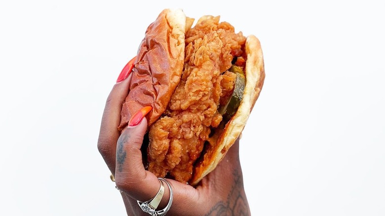 Popeyes chicken sandwich