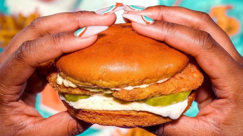 Popeye's fish sandwich