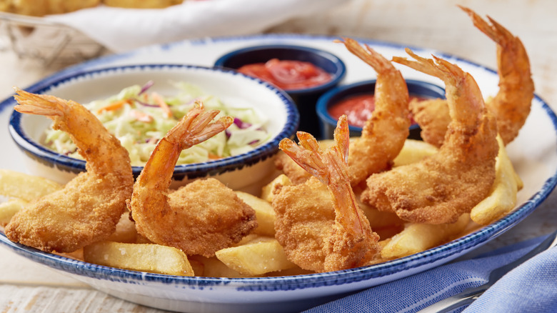 Red Lobster fried shrimp and chips