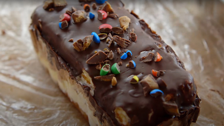 Ree Drummond's pound cake ice cream cake