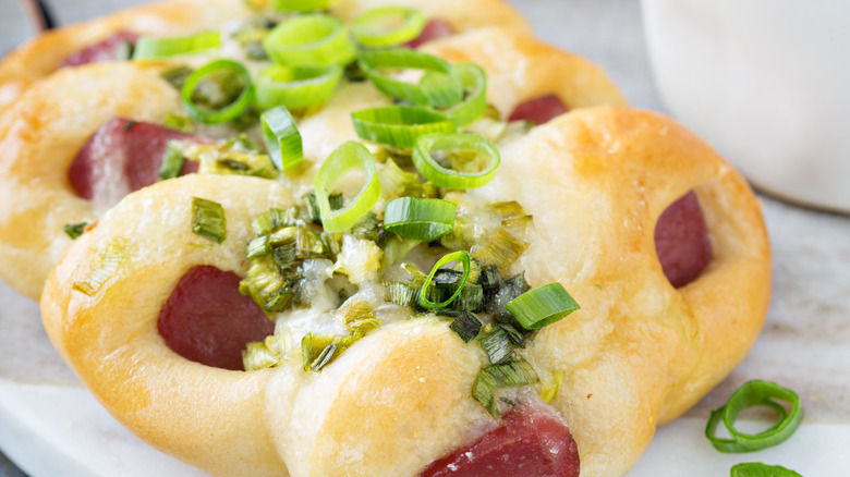 Chinese hot dog flower bun with scallioins
