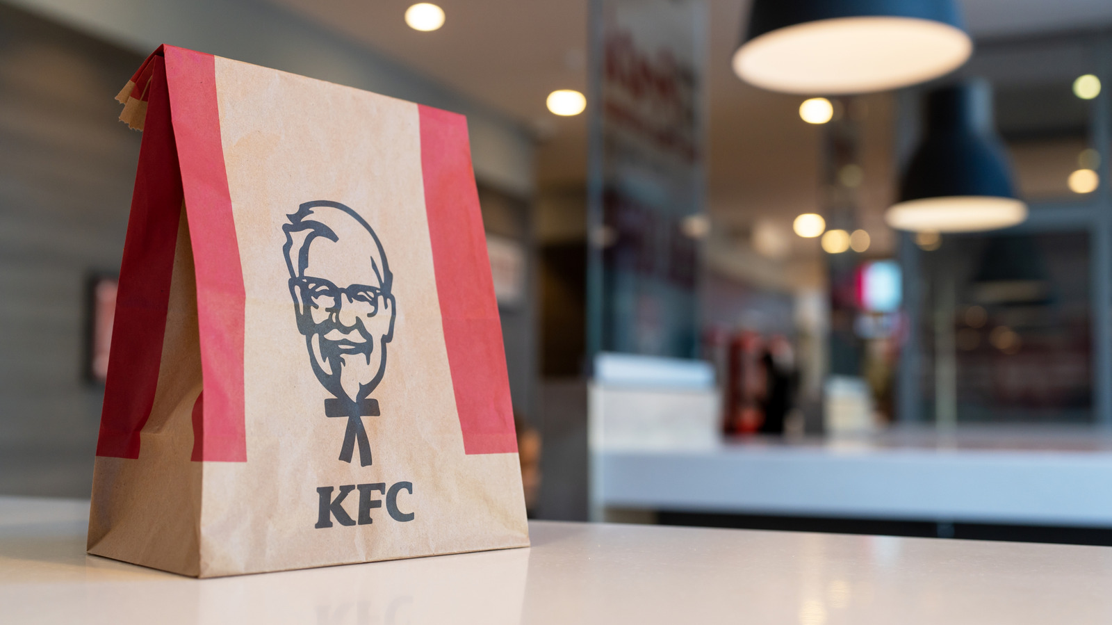 Remember This Infamous KFC Sandwich? Its Composition Made It Legendary