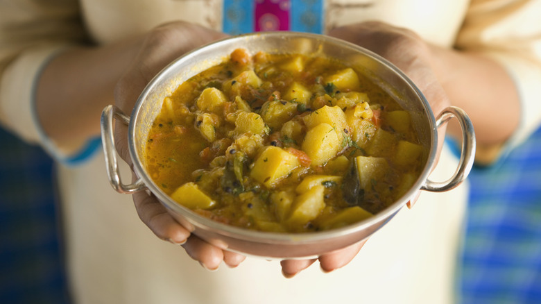 potatoes in sauce