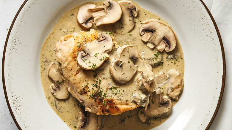 Chicken with mushrooms in a cream sauce