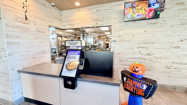 Front check out at Taco Bell location
