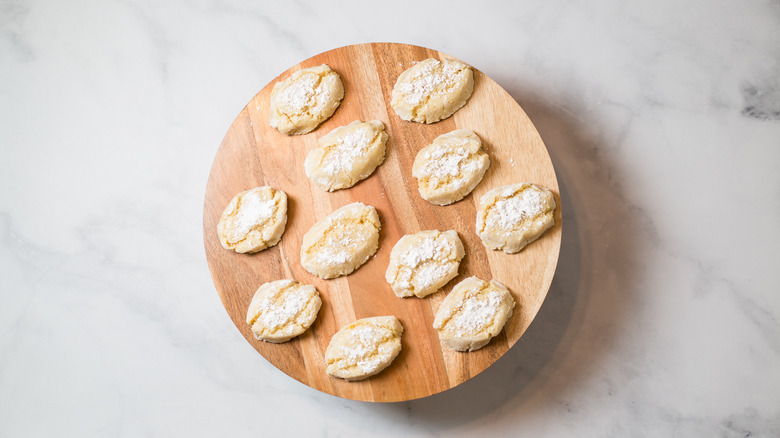 cookies on round wooden board