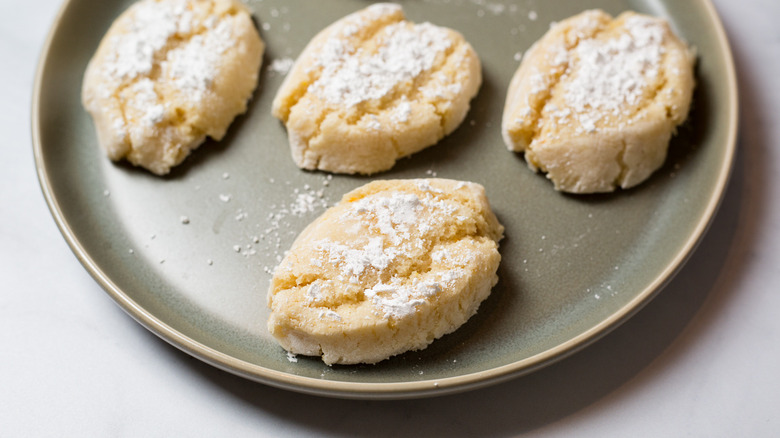 soft cookies on green plate