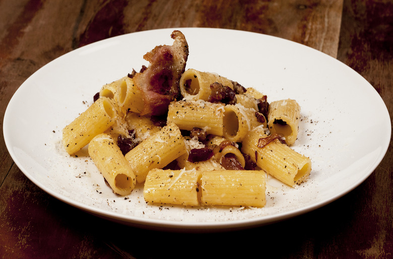 Roman-Style Rigatoni Alla Gricia Recipe