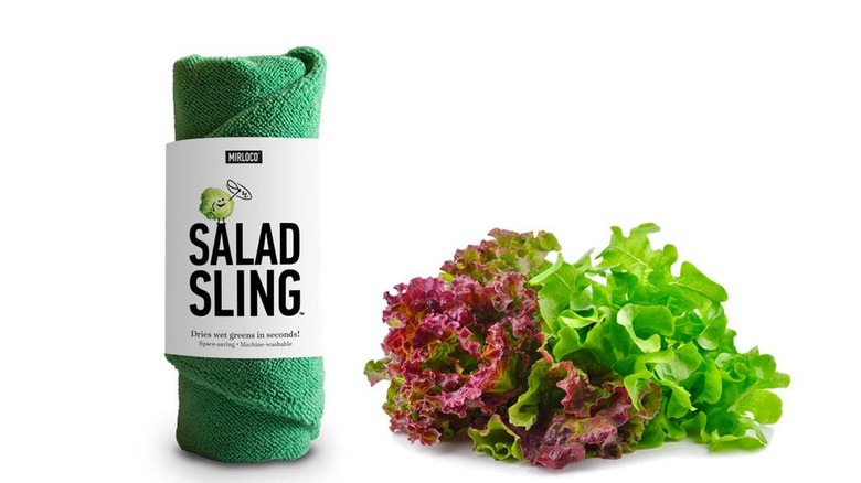 Salad sling and lettuce