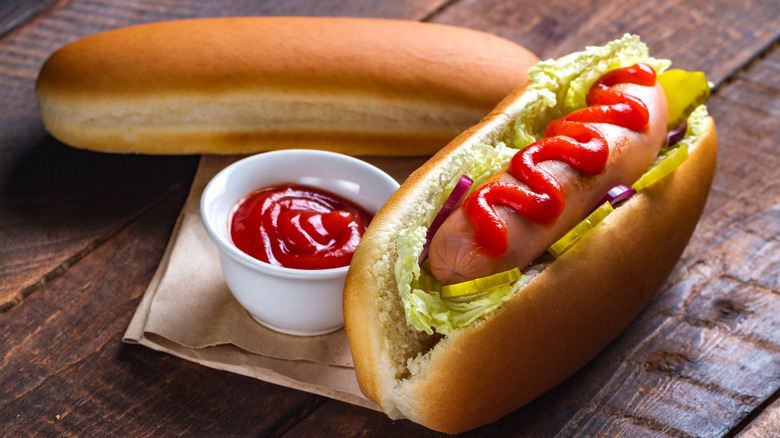 hot dog with ketchup