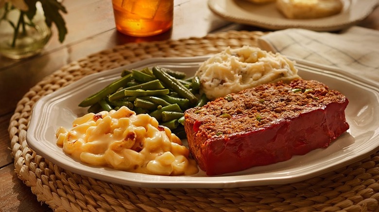 Meatloaf and sides at Cracker Barrel