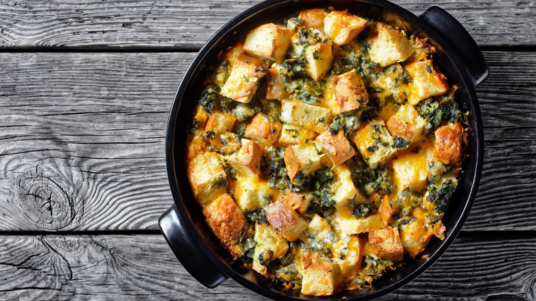 spinach breakfast strata in pan