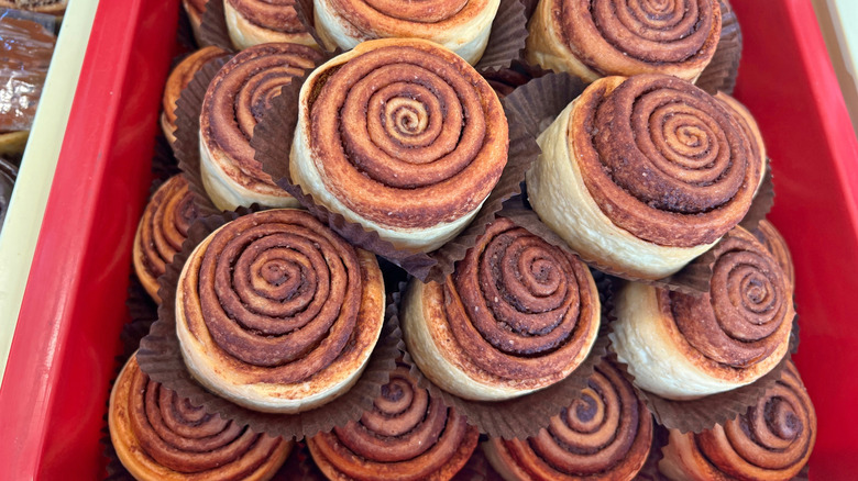 Cinnamon rolls at a baker's stall