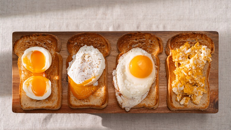eggs on toast