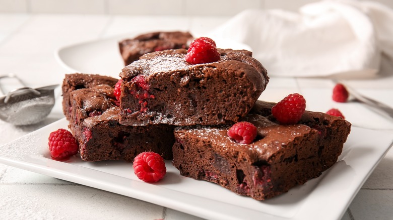 Brownies with raspberries