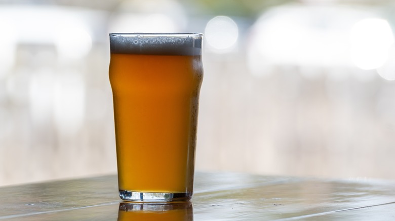 A freshly poured pint of IPA