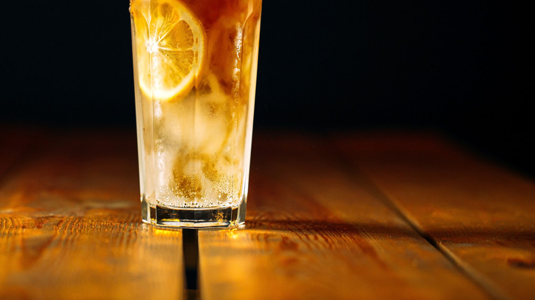 Long Island iced tea with a lemon wheel