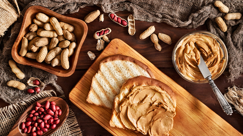 peanut butter on toast