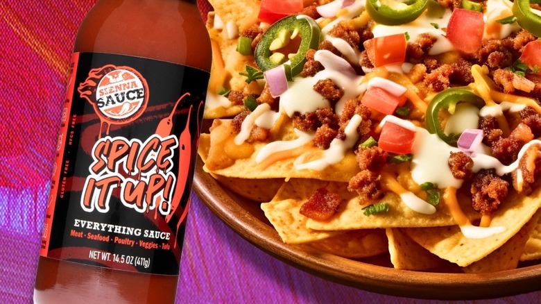 Sienna Sauce in Spice It Up! flavor next to nachos
