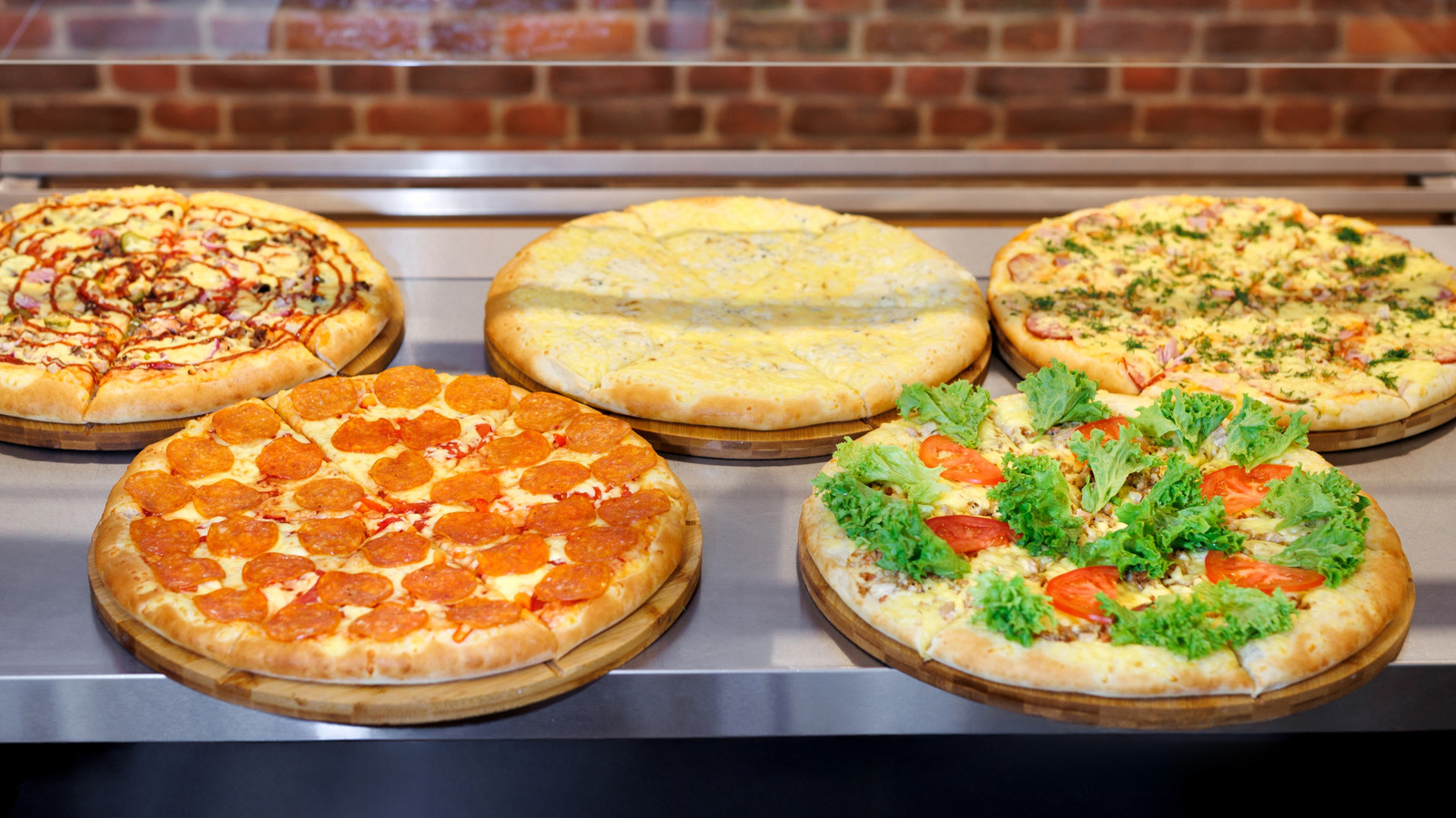 <a href="https://www.foodrepublic.com/2107890/pizzeria-bad-signs-red-flags/" target="_blank">Signs You’re At A Bad Pizzeria</a>