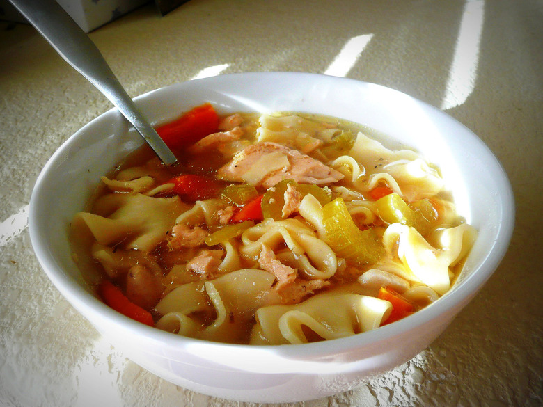 Simple Chicken Noodle Soup Recipe