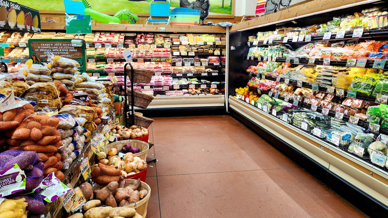 Trader Joe's aisle