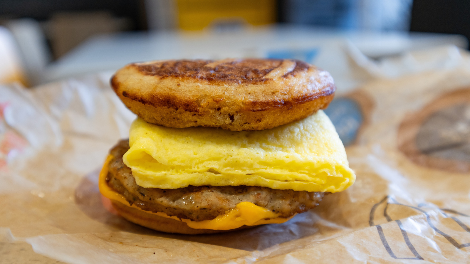 <a href="https://www.foodrepublic.com/2265006/mcgriddle-costco-high-protein-breakfast-alternative-mason-dixie-breakfast-sandwich/" target="_blank">Skip The McGriddle: Costco Has A High-Protein Breakfast Alternative</a>