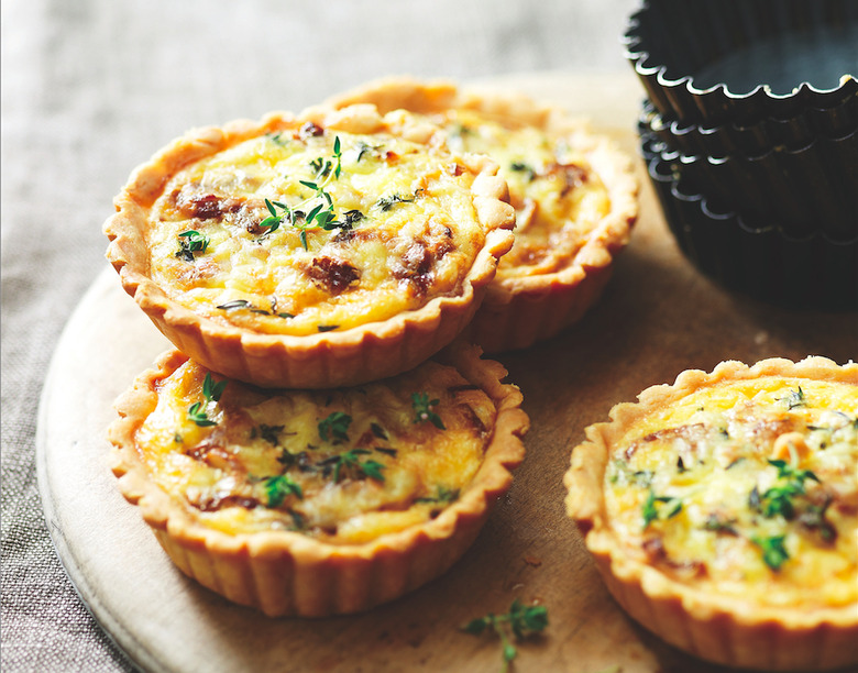 Smoked Cheddar And Onion Tarts Recipe