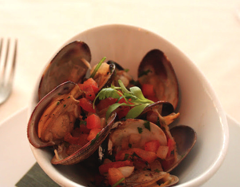 Smoked Clams With Tequila Sauce Recipe