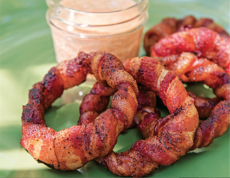 baconwrappedonionrings