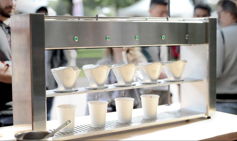 https://www.foodrepublic.com/img/gallery/startup-poursteady-thinks-robots-can-make-better-pour-over-coffee-than-you/intro-import.jpg