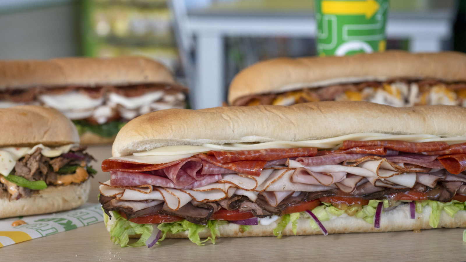 <a href="https://www.foodrepublic.com/1819335/subway-chain-5-dollar-footlong-nachos-value/" target="_blank">Subway’s Latest $5 Footlong Treat Has Customers Calling Out The Chain</a>