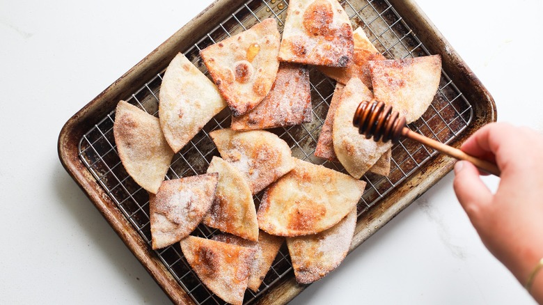 tray of fried sopapillas