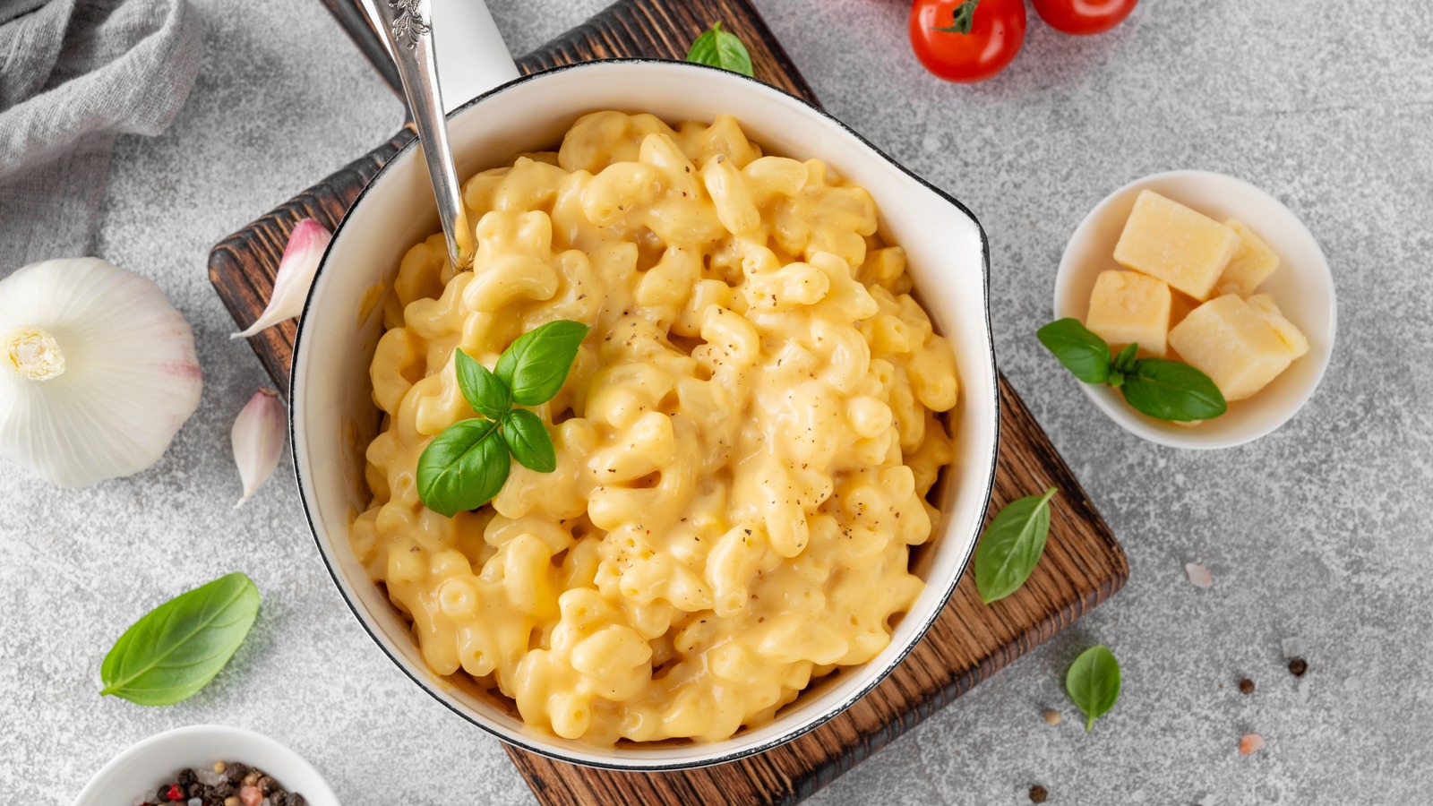 boxed-mac-and-cheese-is-better-with-brown-or-compound-butter