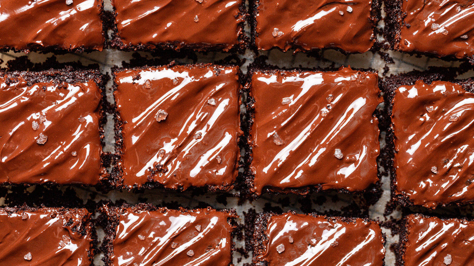 <a href="https://www.foodrepublic.com/1953062/boxed-cake-mix-upgrade-chocolate-bar/" target="_blank">Take Boxed Cake Mix Up A Notch With Your Favorite Chocolate Bar</a>